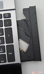 Der DVD-Brenner liest und beschreibt alle gängigen DVD- bzw. CD-Typen.