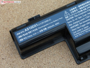 Der 48-Wh-Akku sorgt für knapp dreieinhalb Stunden mobiles Surfen.