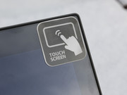 Dies ist dem Kontrast von ehemals knapp 1.000:1 abträglich.