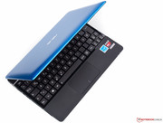 Bis auf die Deckelrückseite,...