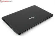 Immerhin sind die strukturierten, matten Oberflächen unempfindlich für  Schmierfinger.