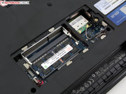 Der Arbeitsspeicher kann einfach aufgerüstet werden, die vier Gigabyte sind als Solo-Riegel gesteckt.