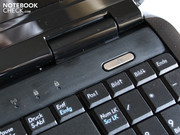 Die Optik wird von Hochglanz bestimmt, aber es gibt auch matte Flächen.