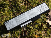 hält im WLAN-Betrieb aber dennoch knapp drei Stunden durch.