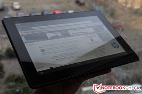 ...beim Außengebrauch, als das Tablet.