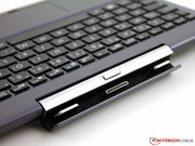 Asus bietet aber den T100TA mit HDD im Dock an (500GB + 64GB Flash).