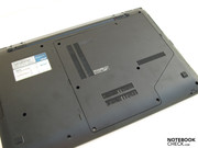 Außerdem bleibt das Asus U50Vg zumeist angenehm leise.