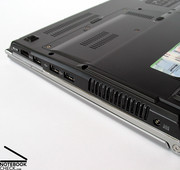 Dies macht offenbar dem Lüfter zu schaffen, der es nur durch ununterbrochenen Laufen schafft für ausreichend Kühlung zu sorgen.