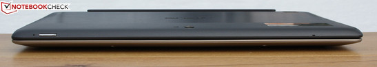 Rechte Seite: Micro HDMI, Lautstärke-Taster (Tablet), USB 2.0