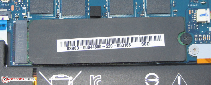 Asus verbaut eine SSD im M.2-Format (Full Size).