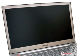 das Display des Samsung Serie 7 Chronos 770Z5E-S01DE