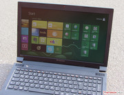 Das Lenovo B575e im Freien.