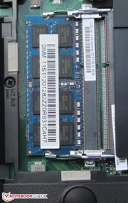 Zwei Arbeitsspeicherbänke sind vorhanden.