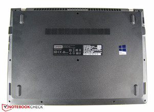 Leider sind keine Wartungsklappen verbaut worden.