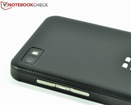 Hauptkamera mit 8 MP, AF und LED-Blitz