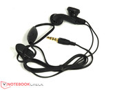 Ein In-Ear-Kopfhörer ist mit dabei.