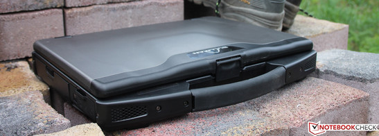 Bullman C-Klasse 3 SRD 14 Touch: Geschaffen für erschwerte Arbeitsbedingungen. Die durchdachten Details gefallen uns.