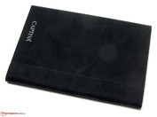 Die Tastatur dient auch als Schutzhülle.