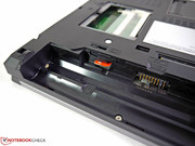 Mit zwei separaten Antennen hat es im Test gute Empfangseigenschaften gezeigt.