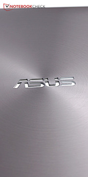 Das Asus-N751JK bleibt ein gutes Multimedianotebook, beim Vorgänger hat man aber unterm Strich mehr fürs Geld gekriegt.