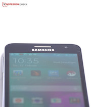 Das Galaxy A3 ist die kleinere Variante von Samsungs neuen Unibody-Aluminium-Smartphones.