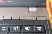 Oberhalb der Tastatur liegen Acer's Quicklaunch-Buttons, inklusive eines programmierbaren Schnellstartknopfs.