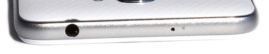 oben: 3,5-mm-Kopfhörerbuchse