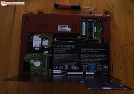 Erweiterbares Innenleben unter der Wartungsklappe