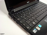 nicht überzeugend ist die Festigkeit der Tastaturunterkonstruktion