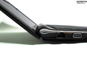 Der eingeschränkte Displayöffnungswinkel reicht für die meisten Einsatzszenarien aus