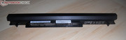 Dieser fällt recht klein und leicht aus. Leider spiegelt sich dies auch in der Leistung der Batterie wider.