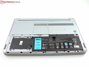 Der Akku ist zwar integriert, aber nicht fest verbaut. Mit wenigen Handgriffen können dieser...