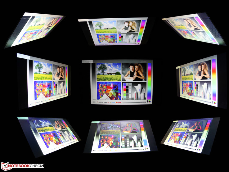 Blickwinkel Dell Inspiron 17 7000 (7746-3863) 17.3", 1.920 x 1.080, Multi-Touch