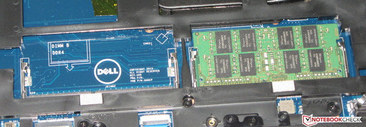 Zwei Arbeitsspeicherbänke sind vorhanden.