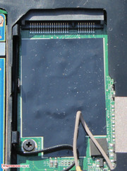 Der mSATA-Steckplatz ermöglicht den Einbau einer entsprechende Solid State Disk.