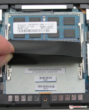 Zwei Arbeitsspeicherbänke sind vorhanden.