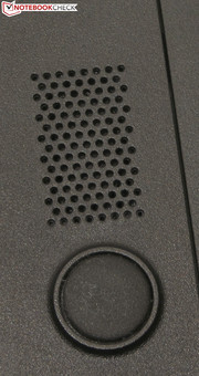 Die Lautsprecher finden sich auf der Geräteunterseite.