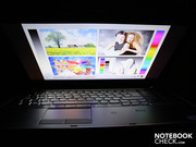 Wohl aber das Display. Vorliegend schauen wir auf das Full-HD Premium-Panel.