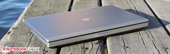 HP EliteBook 8460p LG744EA: Business-Ruggedized aber mit Takt-Drosselung des Prozessors.