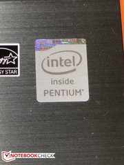 Ein Pentium der Haswell-Generation steckt in dem Notebook.