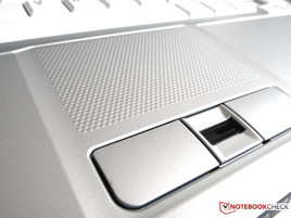 Touchpad mit genoppter Oberfläche