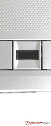 Zwischen den beiden Maustasten des Touchpads befindet sich der Fingerabdruck-Scanner