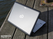 Der A530 ist ein nüchternes, mattes Office-Notebook.