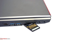 Der Realtek-PCIe-Kartenleser liefert sehr gute Übertragungsraten.