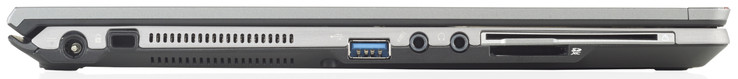 linke Seite: Netzanschluss, Steckplatz für ein Kensington Schloss, USB 3.0, Mikrofoneingang, Kopfhörerausgang, Smartcard Leser, Speicherkartenleser (Bild: Fujitsu)