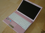 Ebenso mit an Bord sind LAN, WLAN, Bluetooth und UMTS.