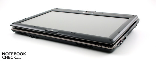 Gigabyte Booktop T1125N mit GA-T1125-Dock und Slot-in-DVD: Ein gelungenes Multi-Tool mit vertretbaren Schwächen.