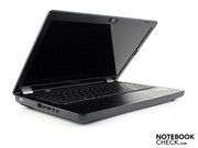 Die Stabilität der Handauflage und der straffen Scharniere ist sehr gut.