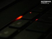 Die WLAN-Taste leuchtet bei Aktivität.