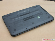 Die Unterseite besitzt keine Wartungsklappen.